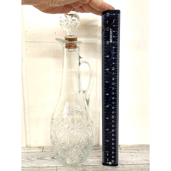 Vintage Decanter with Stopper 12" Tall Clear Cut Glass Retro 70s Star Burst (F8) - Picture 8 of 13